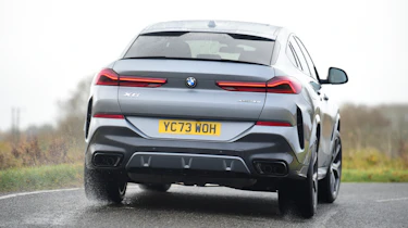 BMW X6 xDrive40i - rear cornering