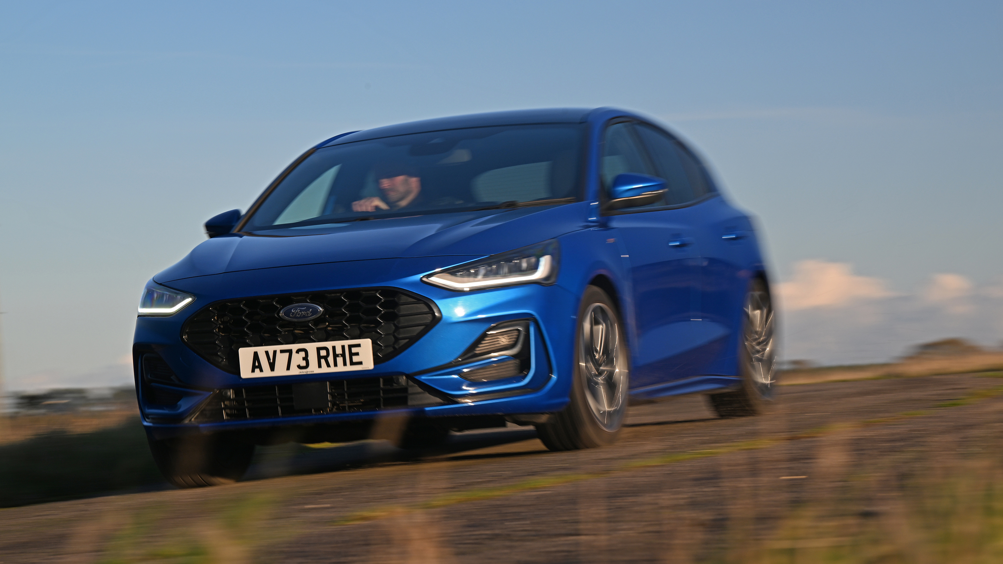 Ford Focus - front action