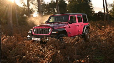 Jeep Wrangler - front static
