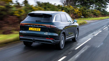 New Chery Tiggo 9 2025 UK review - rear tracking