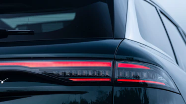 New Chery Tiggo 9 2025 UK review rear light