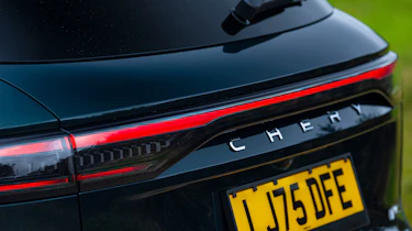 New Chery Tiggo 9 2025 UK review light bar