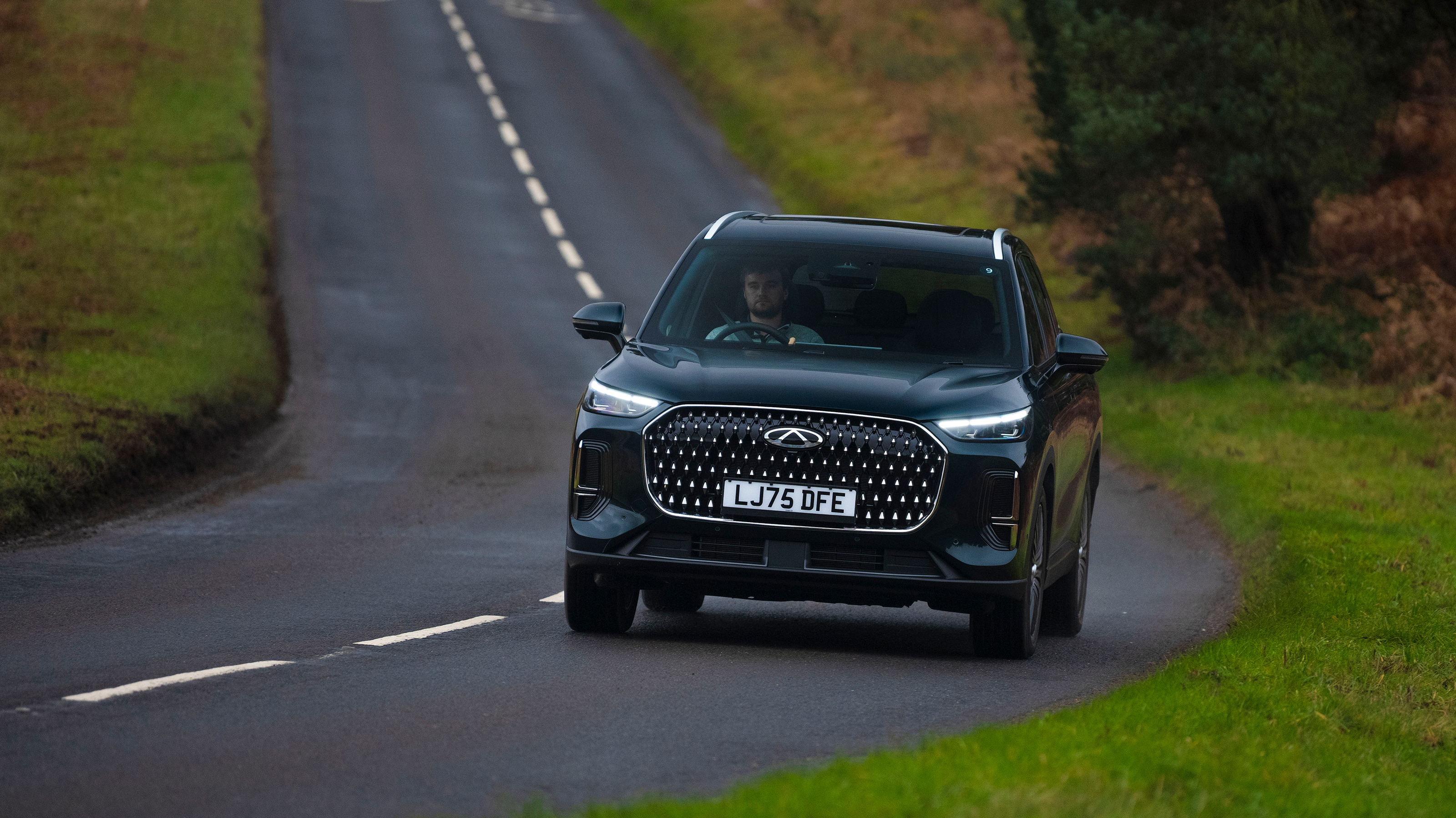 New Chery Tiggo 9 2025 UK review - front