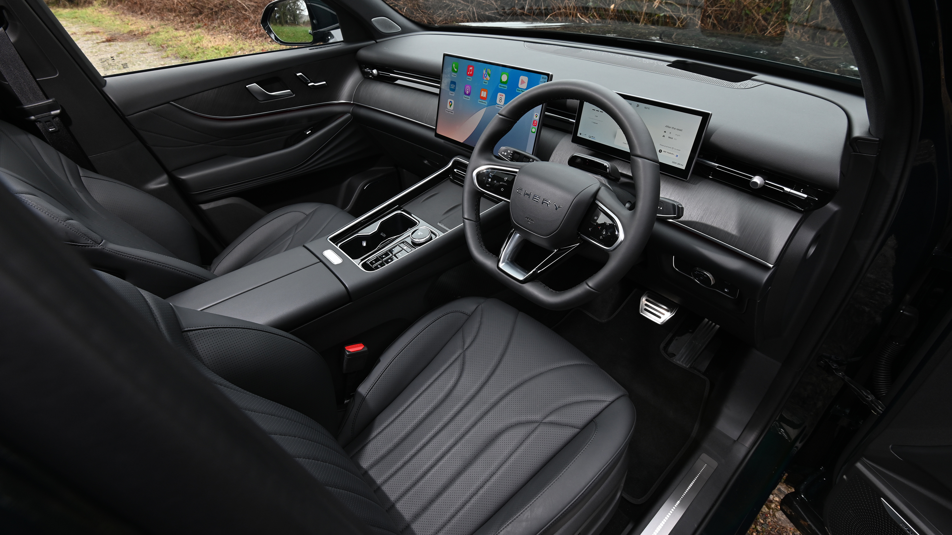 New Chery Tiggo 9 2025 UK review - cabin