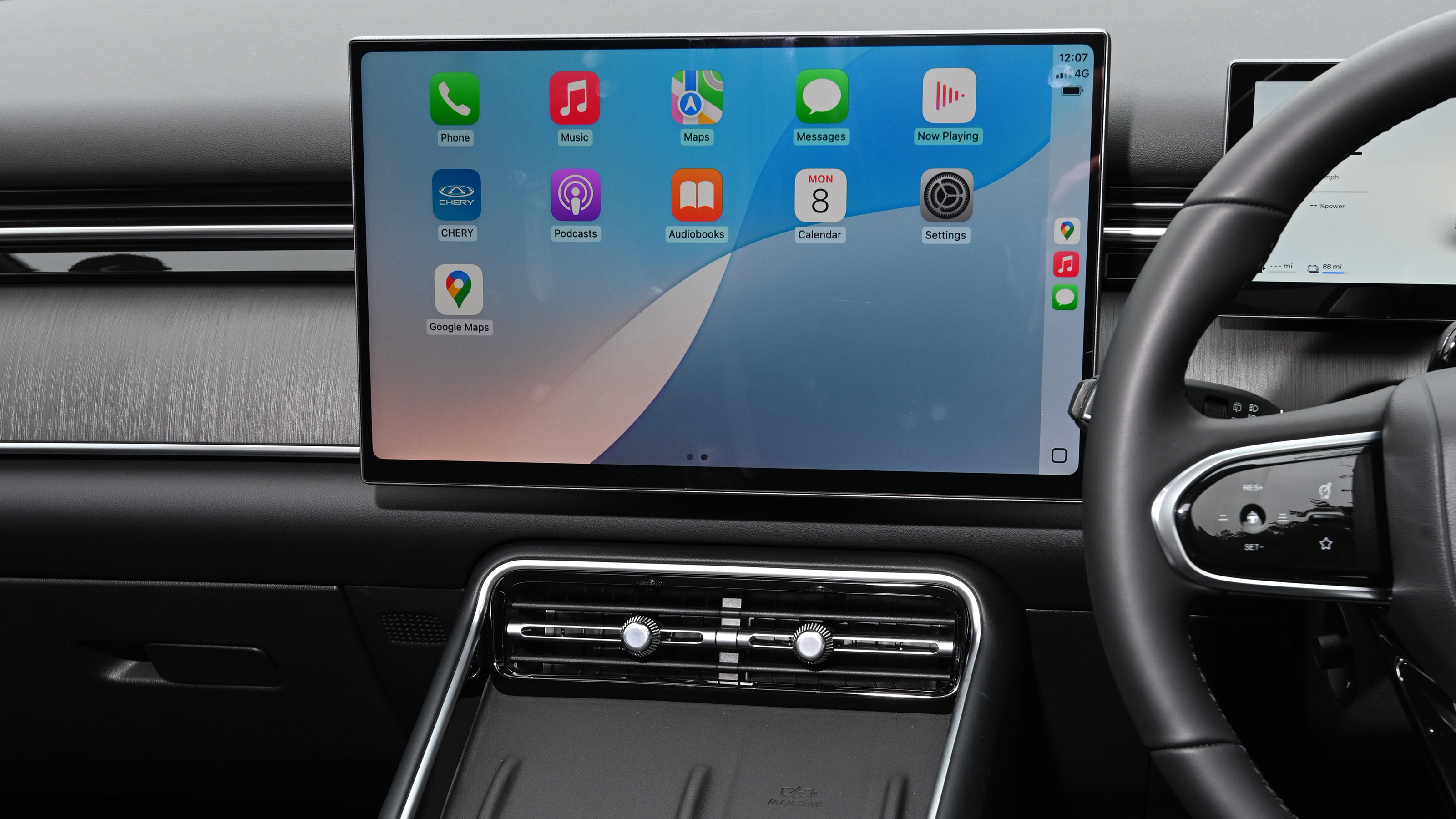 New Chery Tiggo 9 2025 UK review - touchscreen