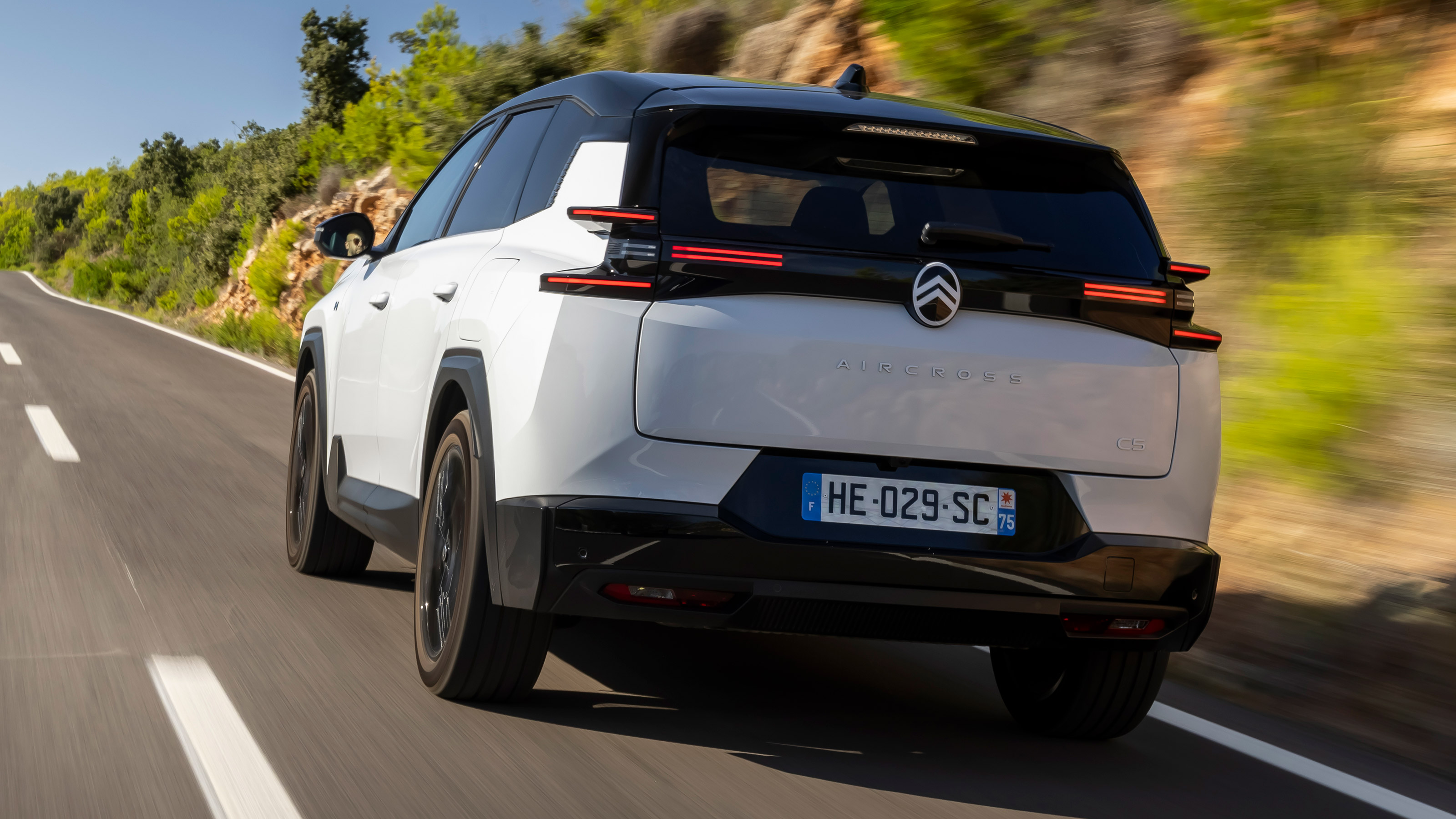 Citroen C5 Aircross You Hybrid 145 - rear