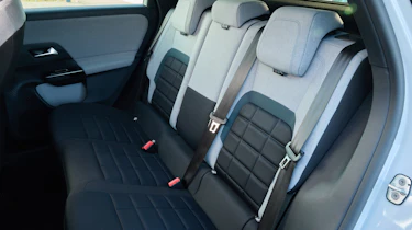 Citroen C5 Aircross You Hybrid 145 - rear seats