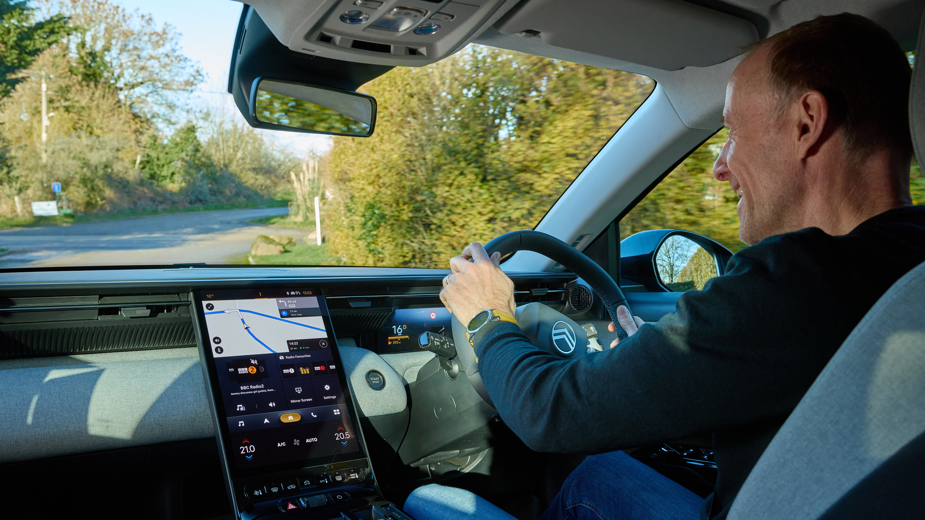 Phil McNamara driving the Citroen C5 Aircross You Hybrid 145