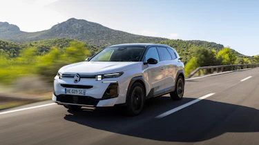 Citroen C5 Aircross You Hybrid 145 - front action