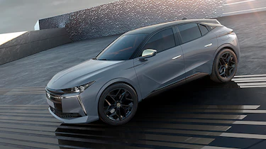 DS No.4 Performance line - front angled