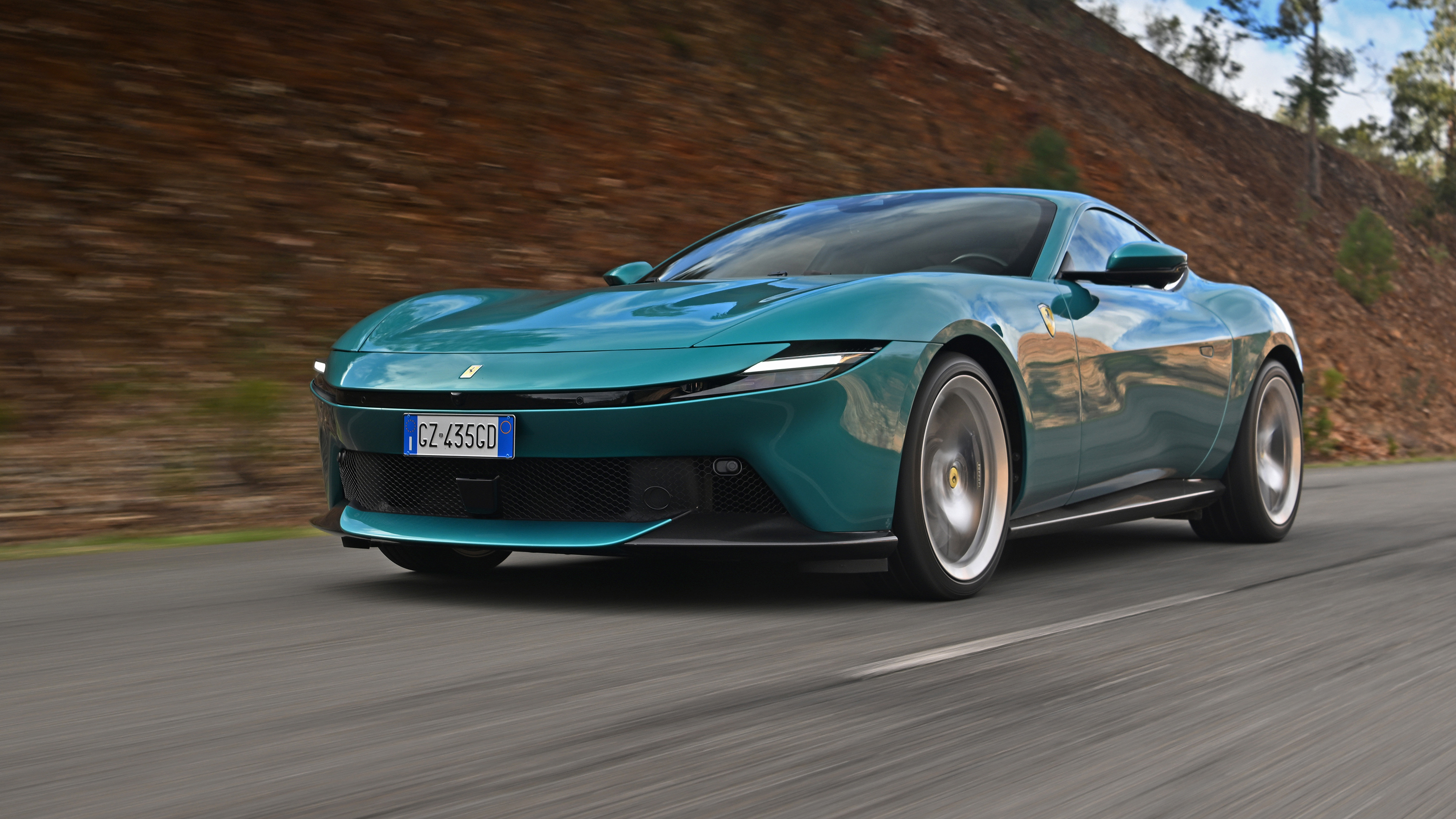 Ferrari Amalfi - front tracking
