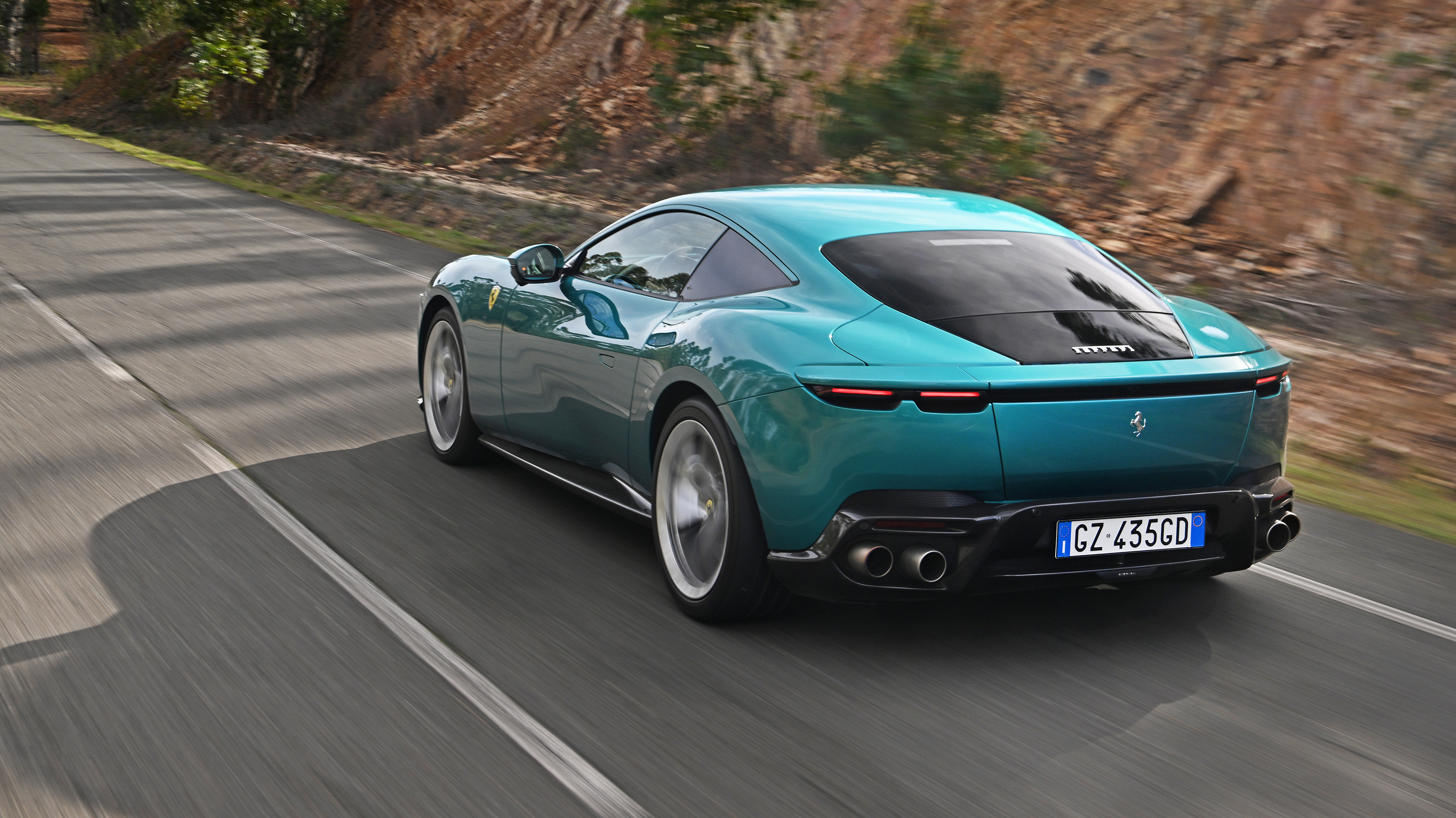 Ferrari Amalfi - rear tracking