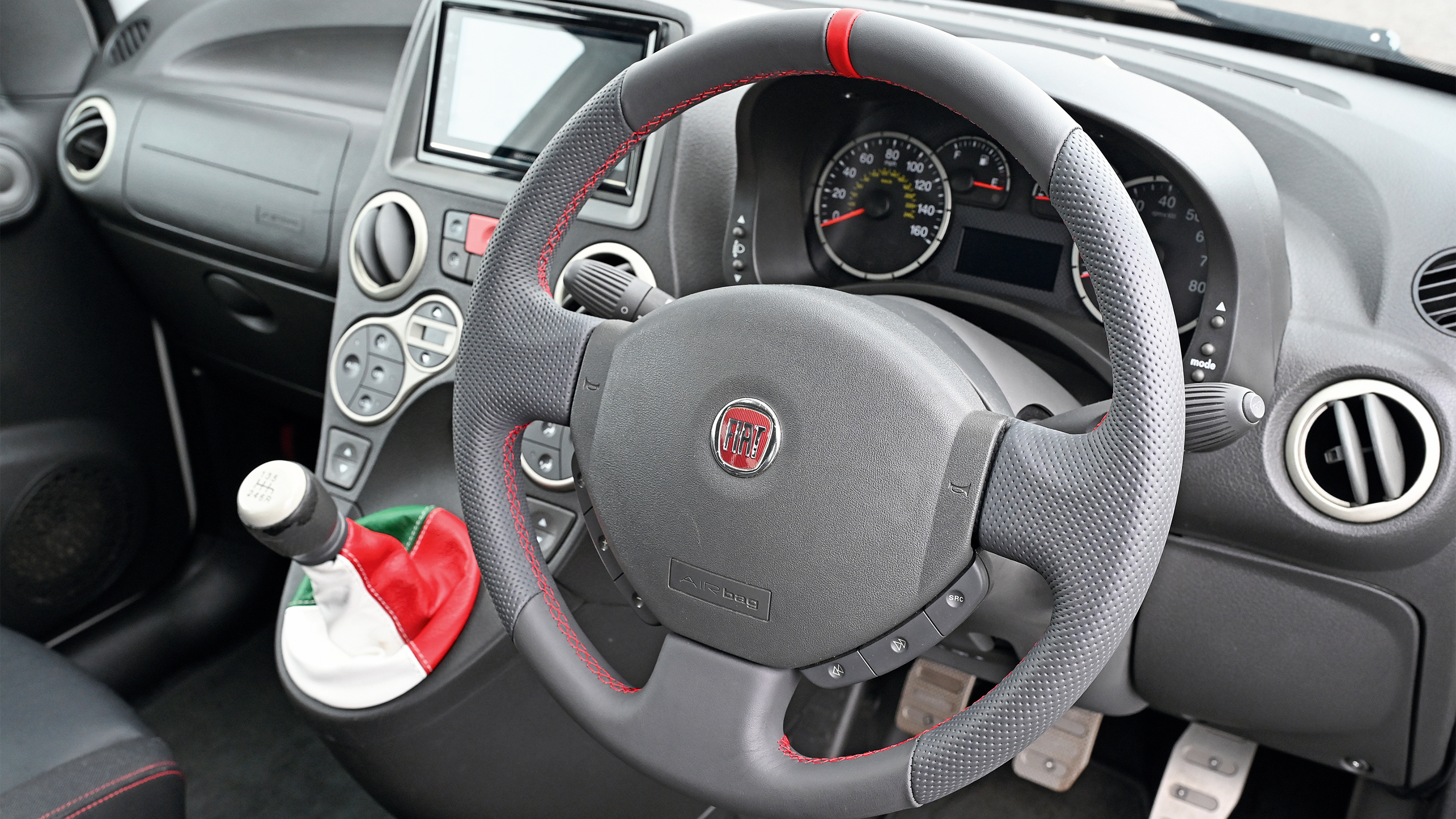 Fiat Panda 100HP - steering wheel