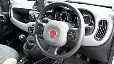 Fiat Panda Mk4 - steering wheel