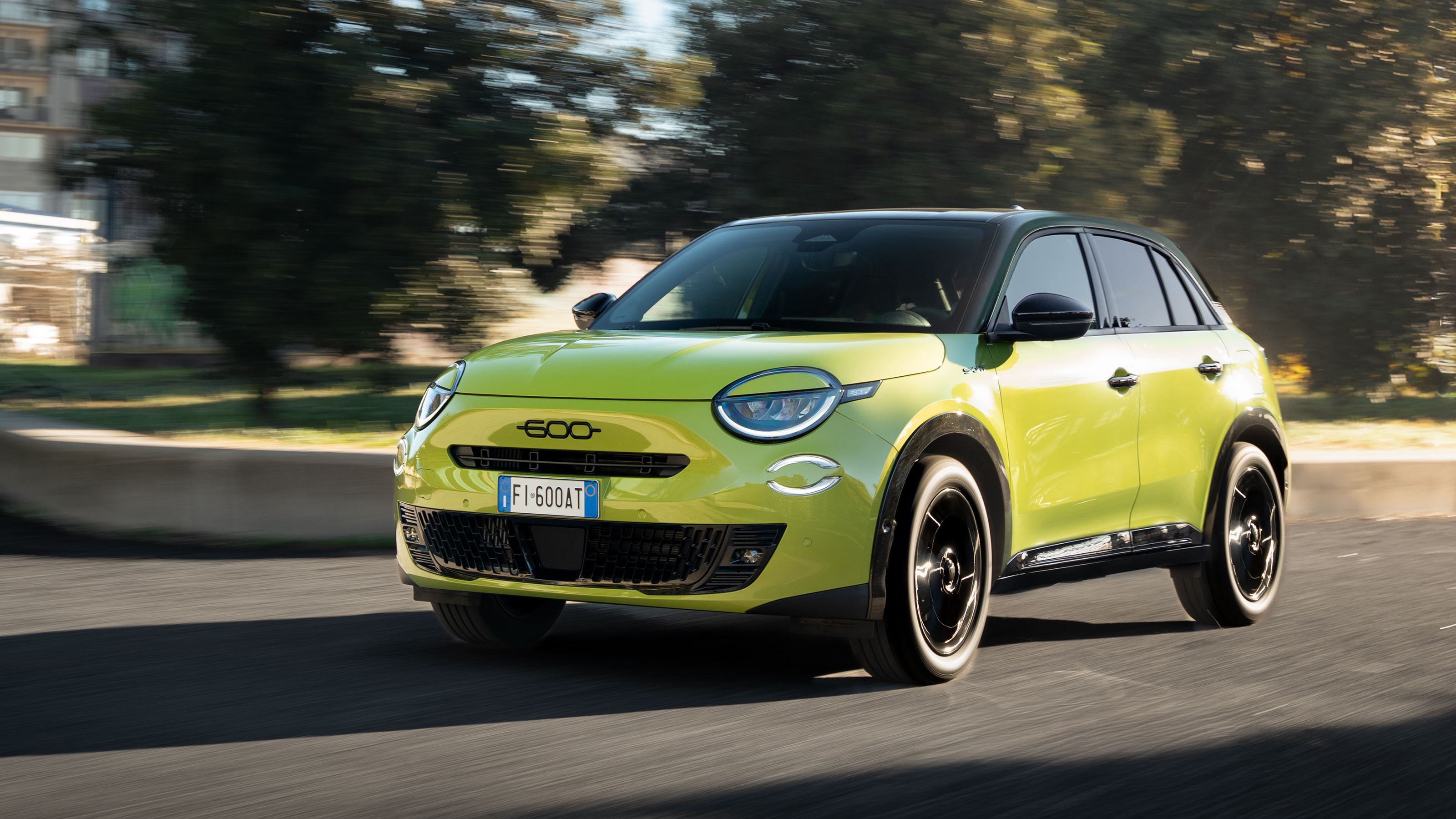 Fiat 600 Sport - front cornering 