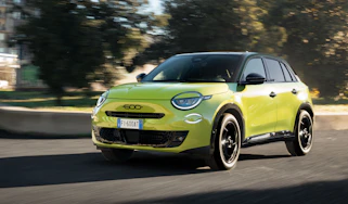 Fiat 600 Sport - front cornering