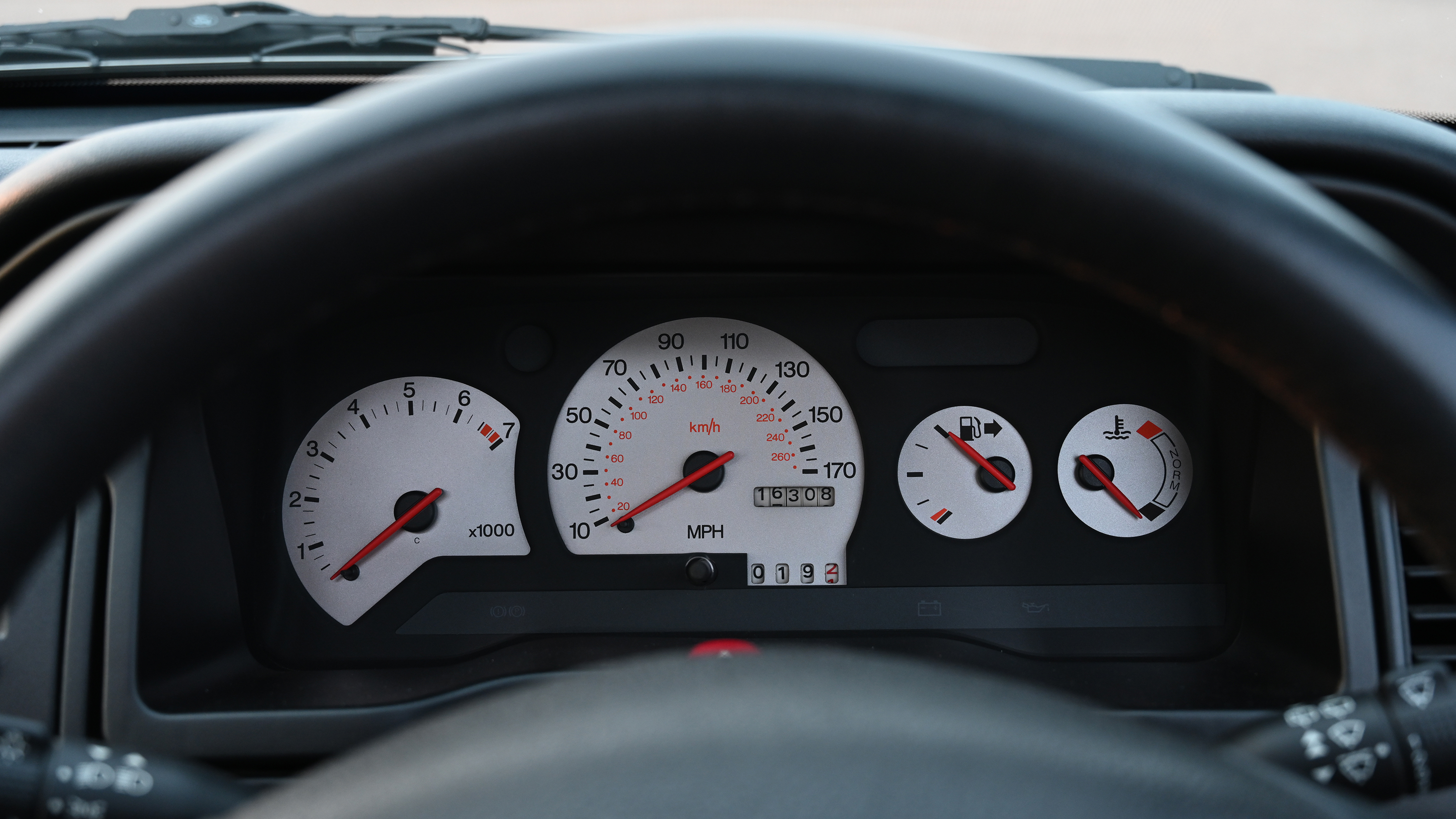 Ford Escort Cosworth RS - dials 