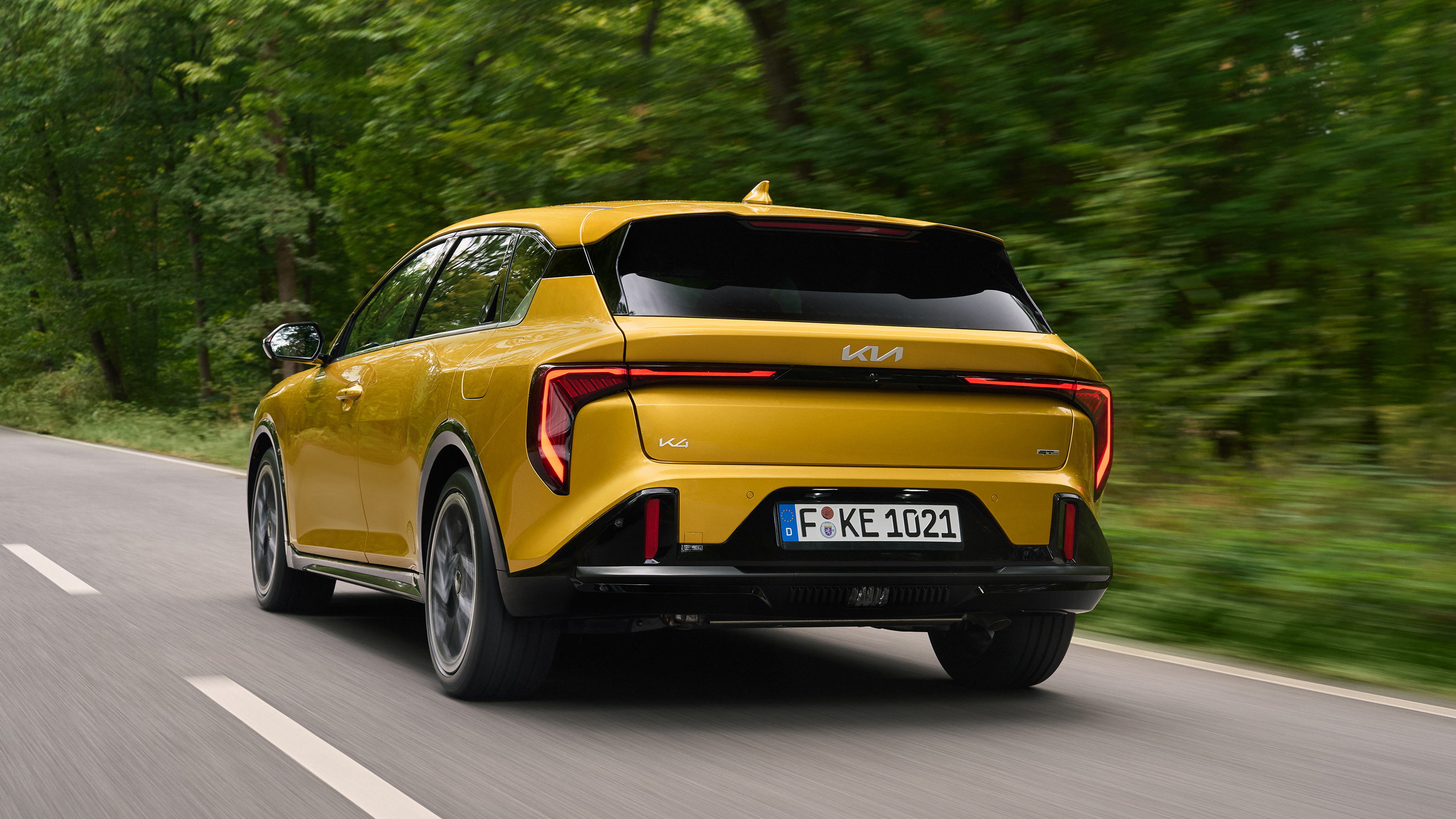 Kia K4 2025 tracking - rear