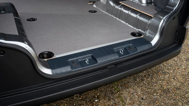 Kia PV5 Cargo - loading lip