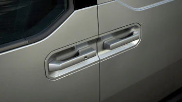 Kia PV5 Cargo - exterior door handles