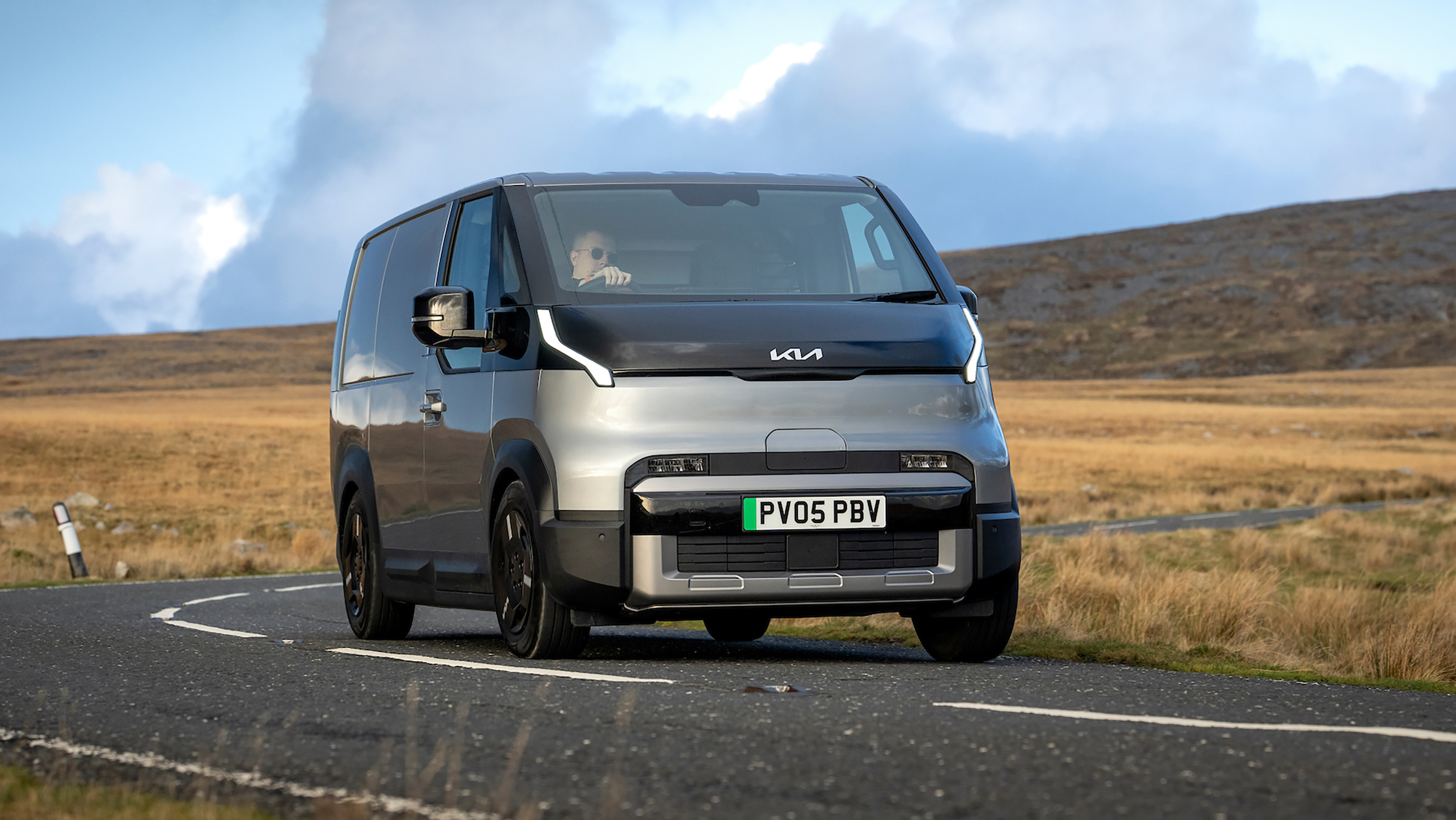 Kia PV5 Cargo - front cornering