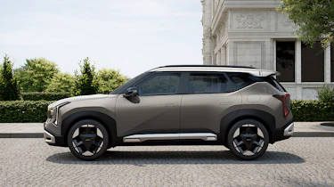 Kia Seltos - side