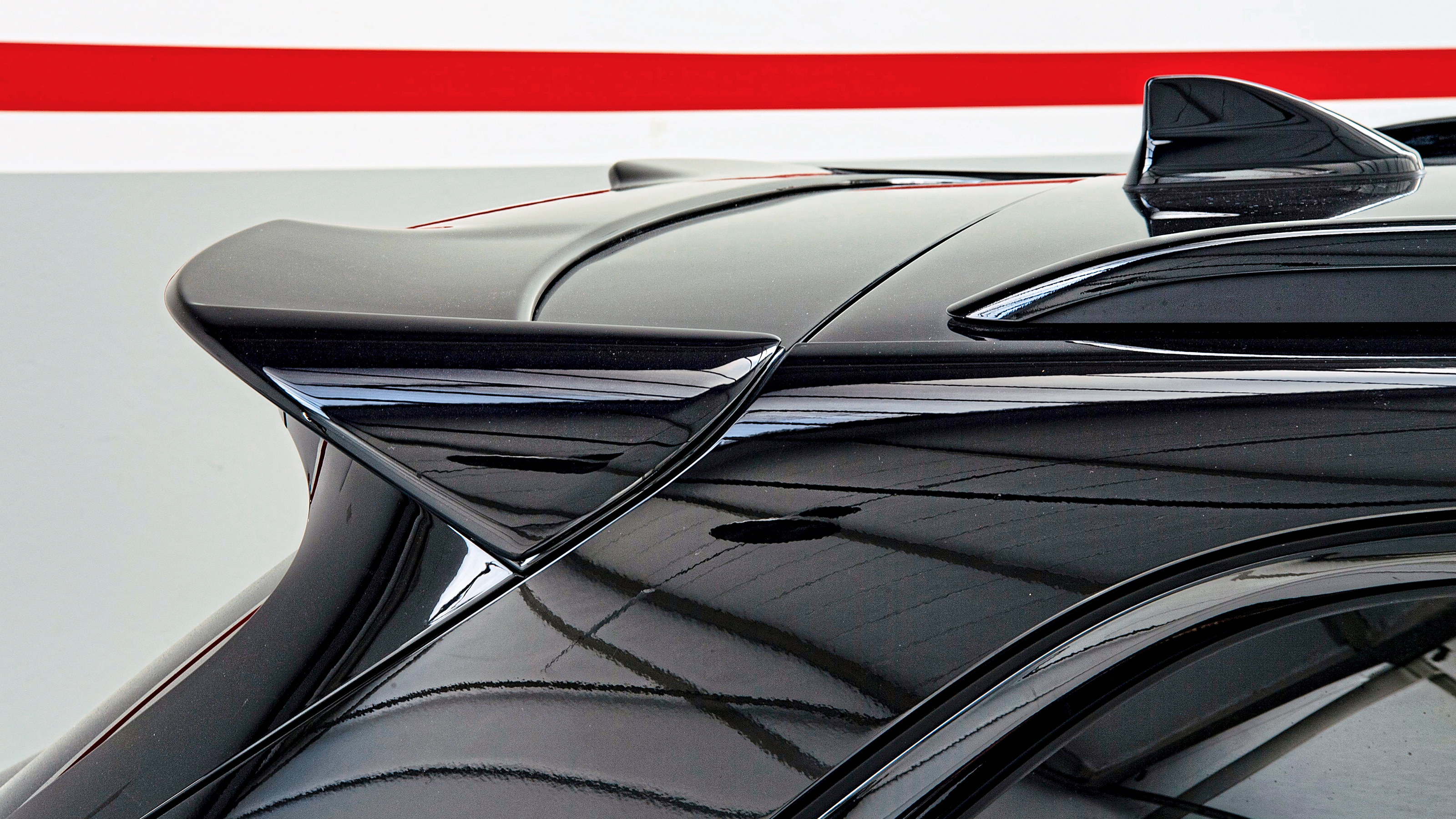 Leapmotor i C10 Irmscher - spoiler