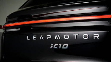 Leapmotor i C10 Irmscher - tailgate badging