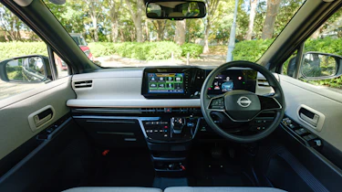 Nissan Sakura - front interior, static