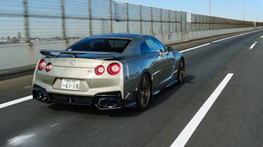 Nissan GT-R T-Spec - rear tracking