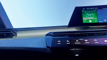 Peugeot 5008 Hybrid GT - dashboard
