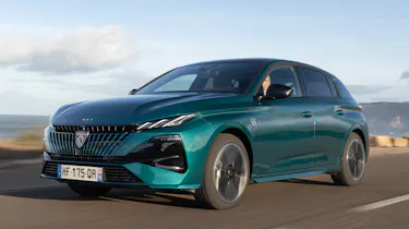 Peugeot E-308 facelift - front