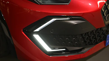 Renault Clio Hybrid E-Tech - daytime running light