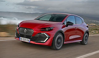Renault Clio Hybrid E-Tech - front