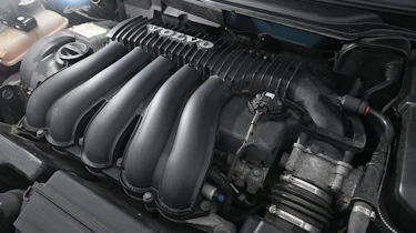 Volvo V50 engine bay