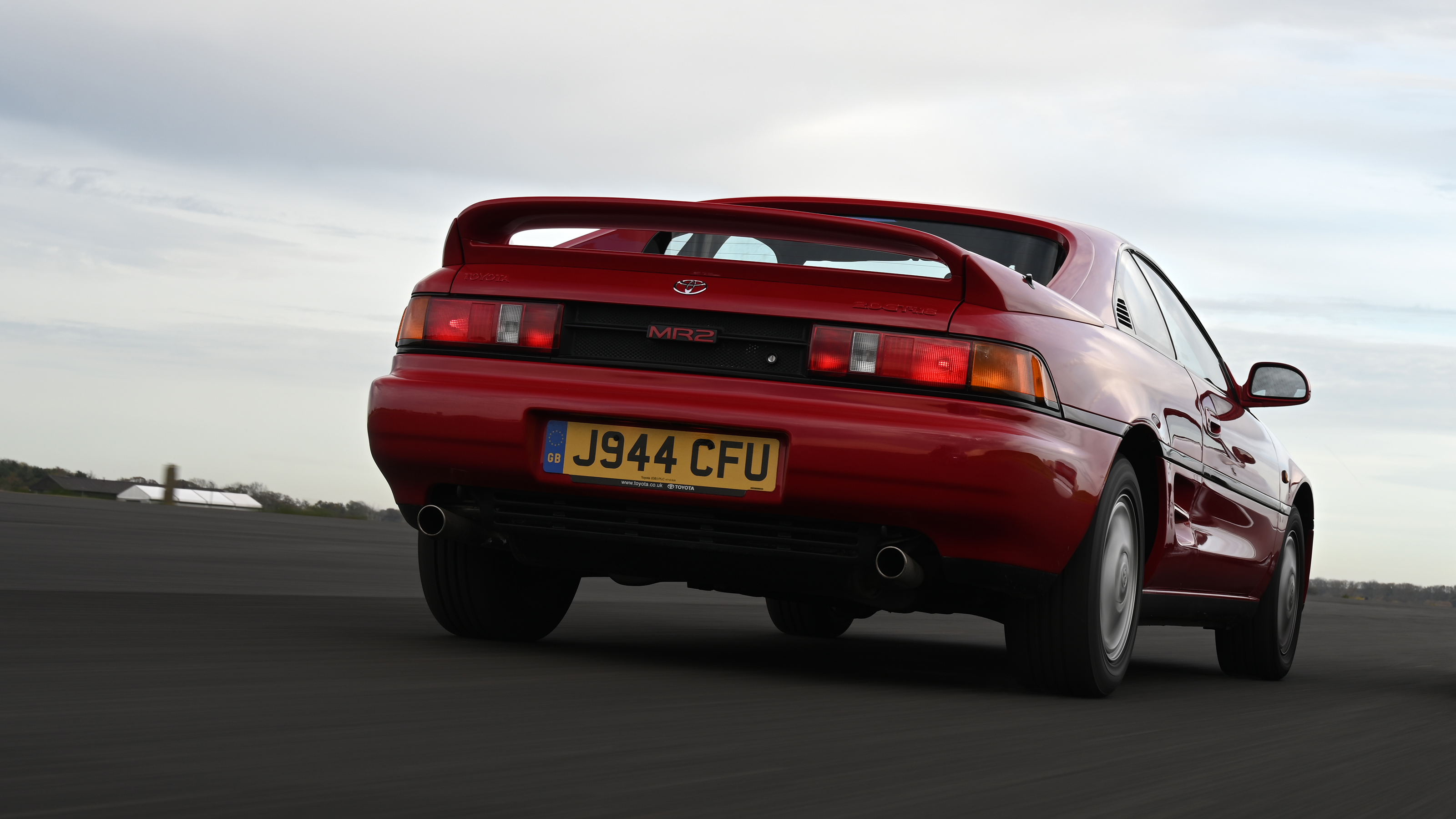 Toyota MR2 - rear tracking 