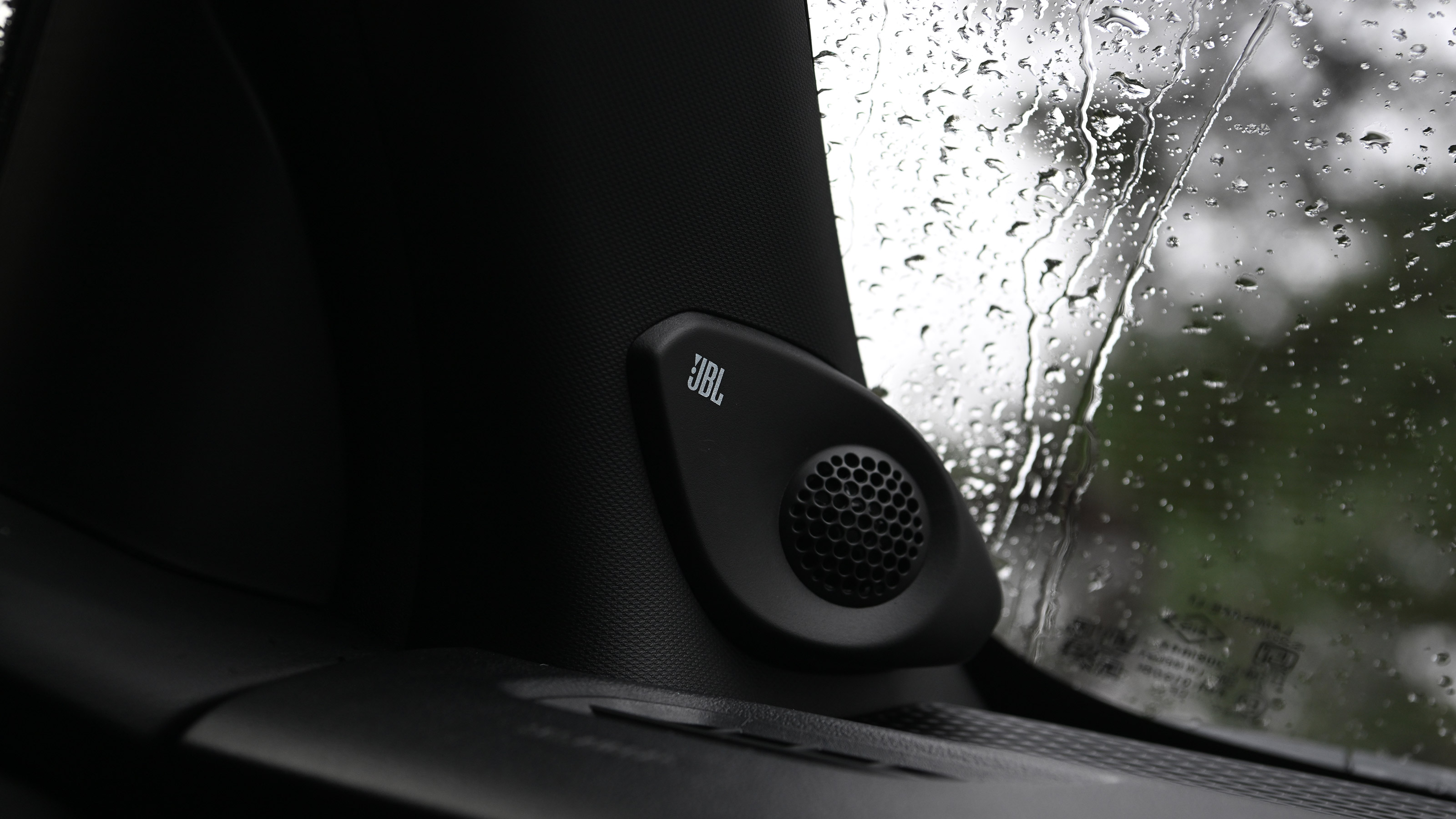 Toyota Urban Cruiser - speaker