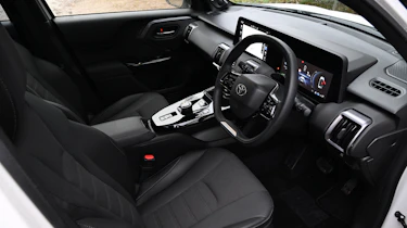 Toyota Urban Cruiser - front seats
