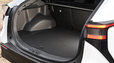 Toyota bZ4X - boot