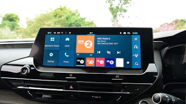 Used Citroen C5 X - screen