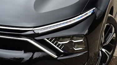 Used Citroen C5 X - front light
