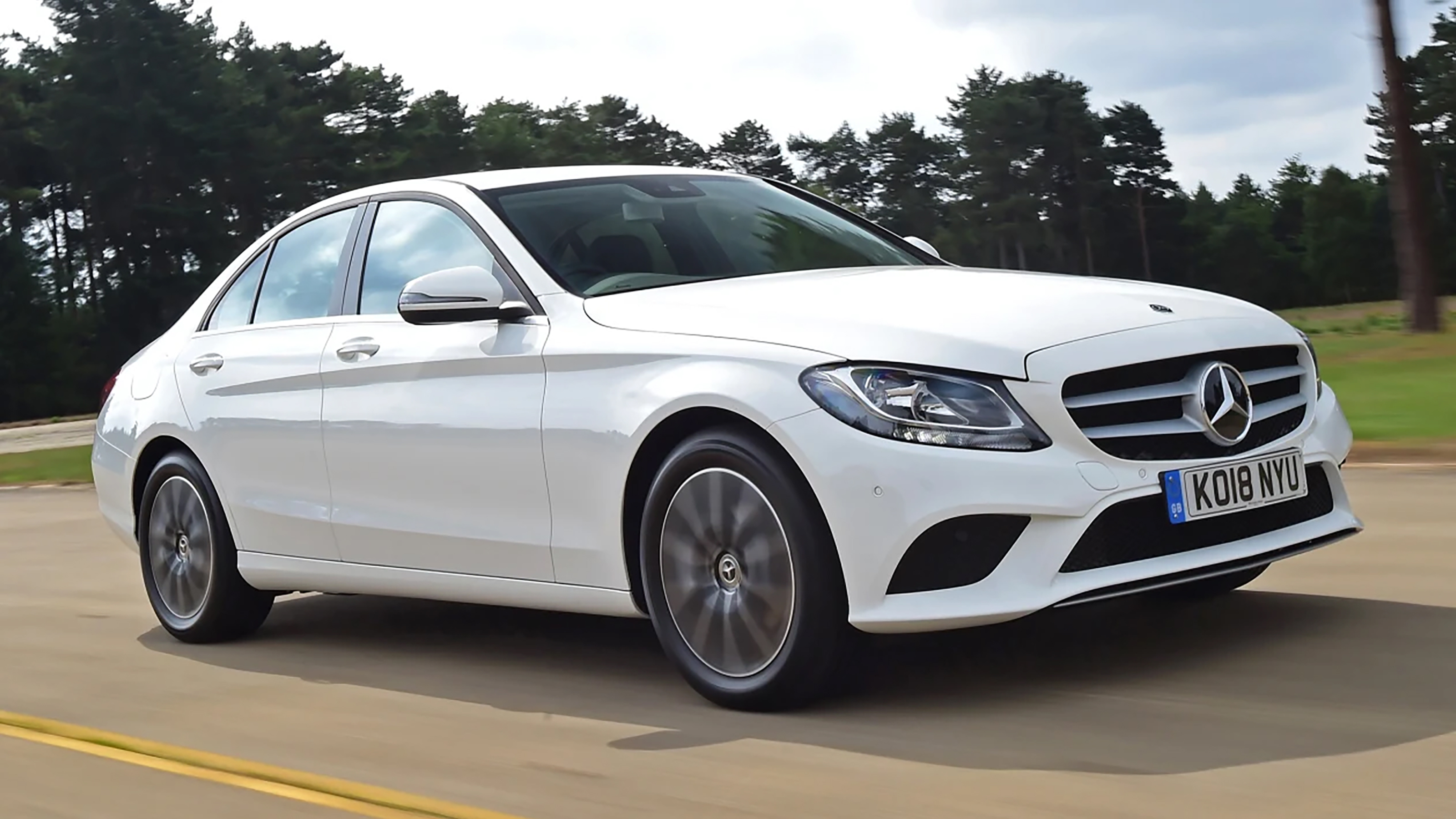 Used Mercedes C-Class - front 3/4