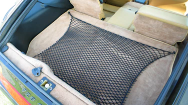 Used Porsche 928 - boot