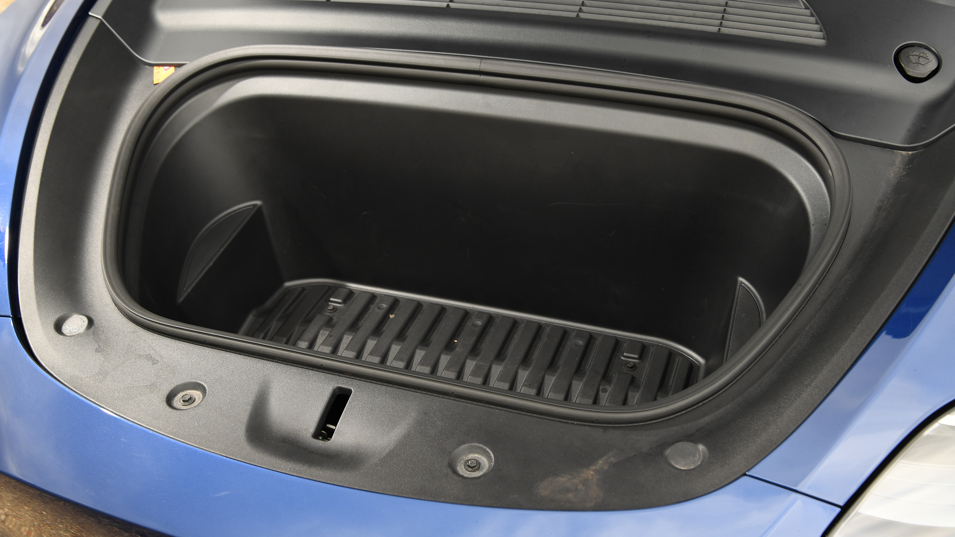 Used Tesla Model Y - frunk