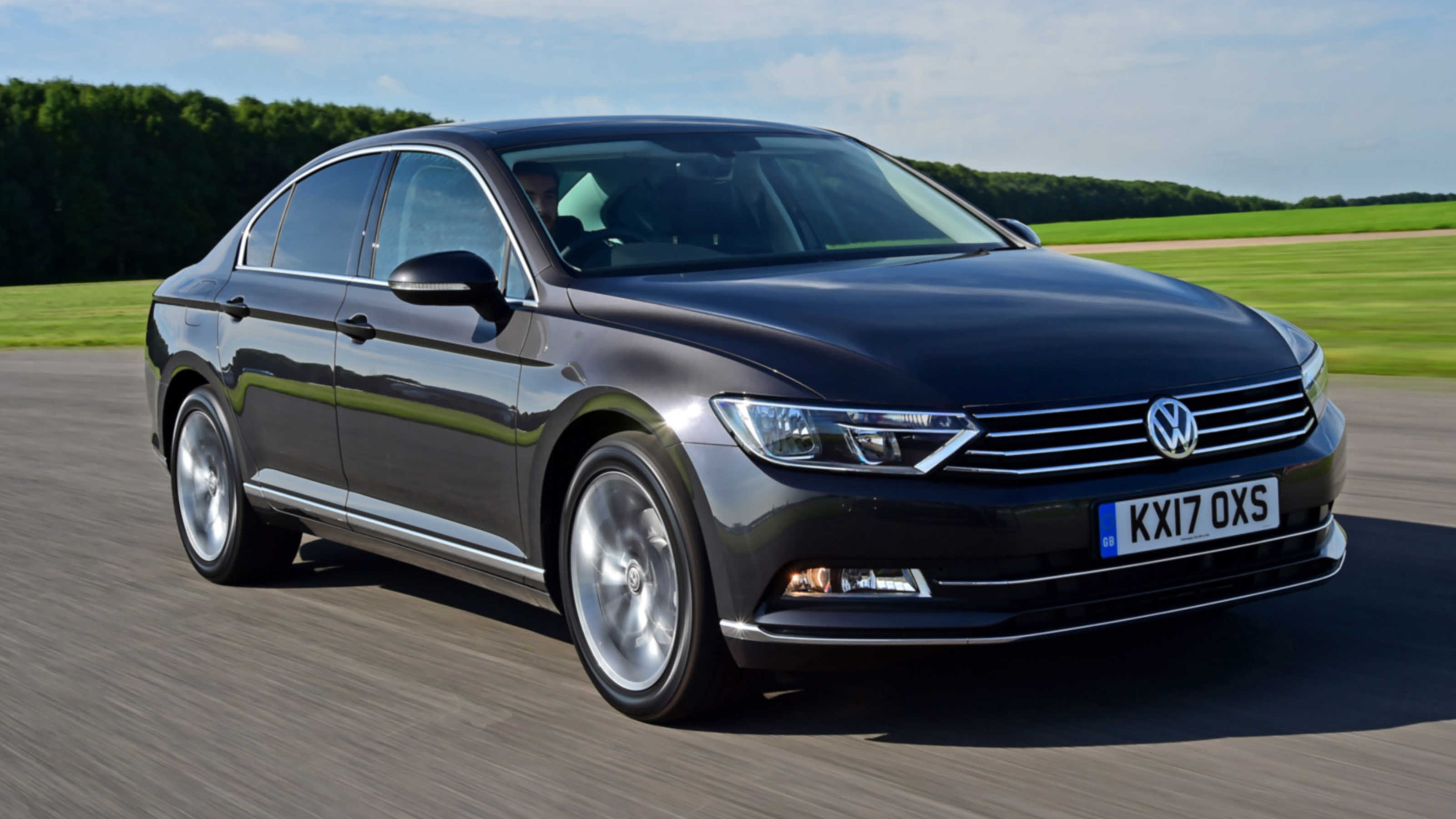 Used VW Passat - front 3/4