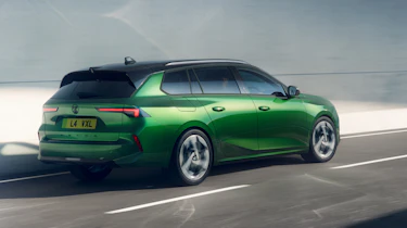 Vauxhall Astra Sports Tourer facelift 2025 - rear