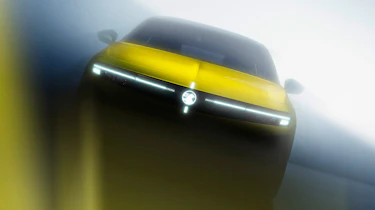 Vauxhall Astra facelift 2025 - teaser