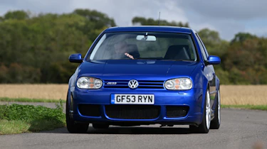 Volkswagen Golf R32 - front cornering