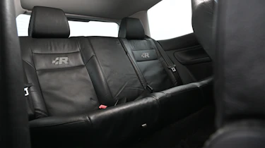 Volkswagen Golf R32 - rear seats