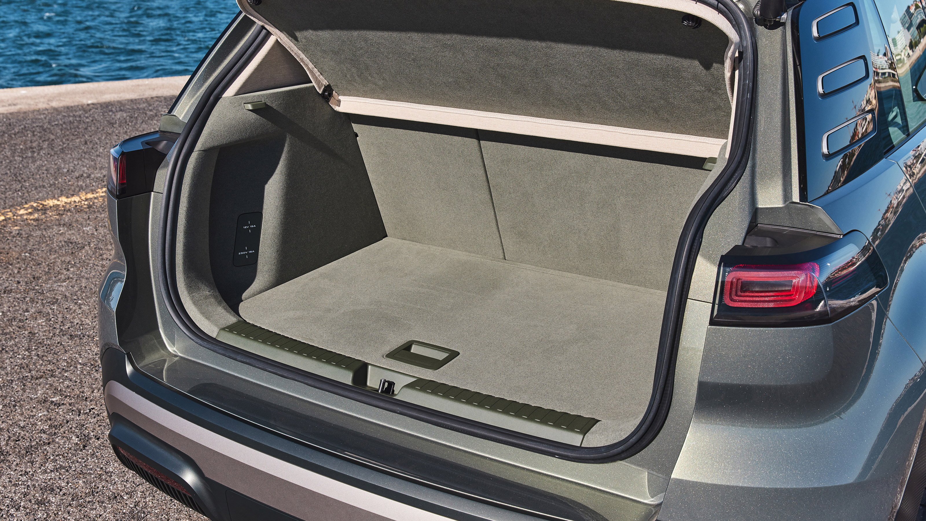 Volkswagen ID. Cross Concept - boot